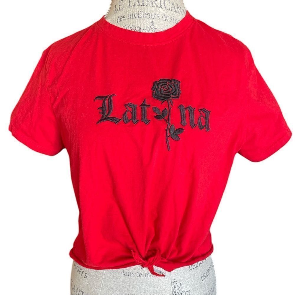 Vibe N’ Cropped Latina Tie Front Short Sleeve T-shirt Red With Black Letters XL